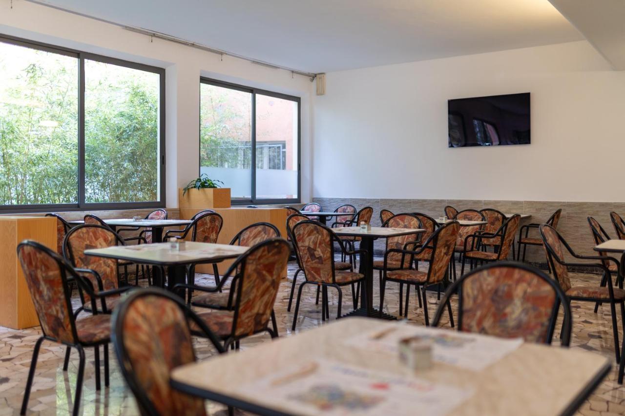 Hotel Villa Merope Rimini Dış mekan fotoğraf
