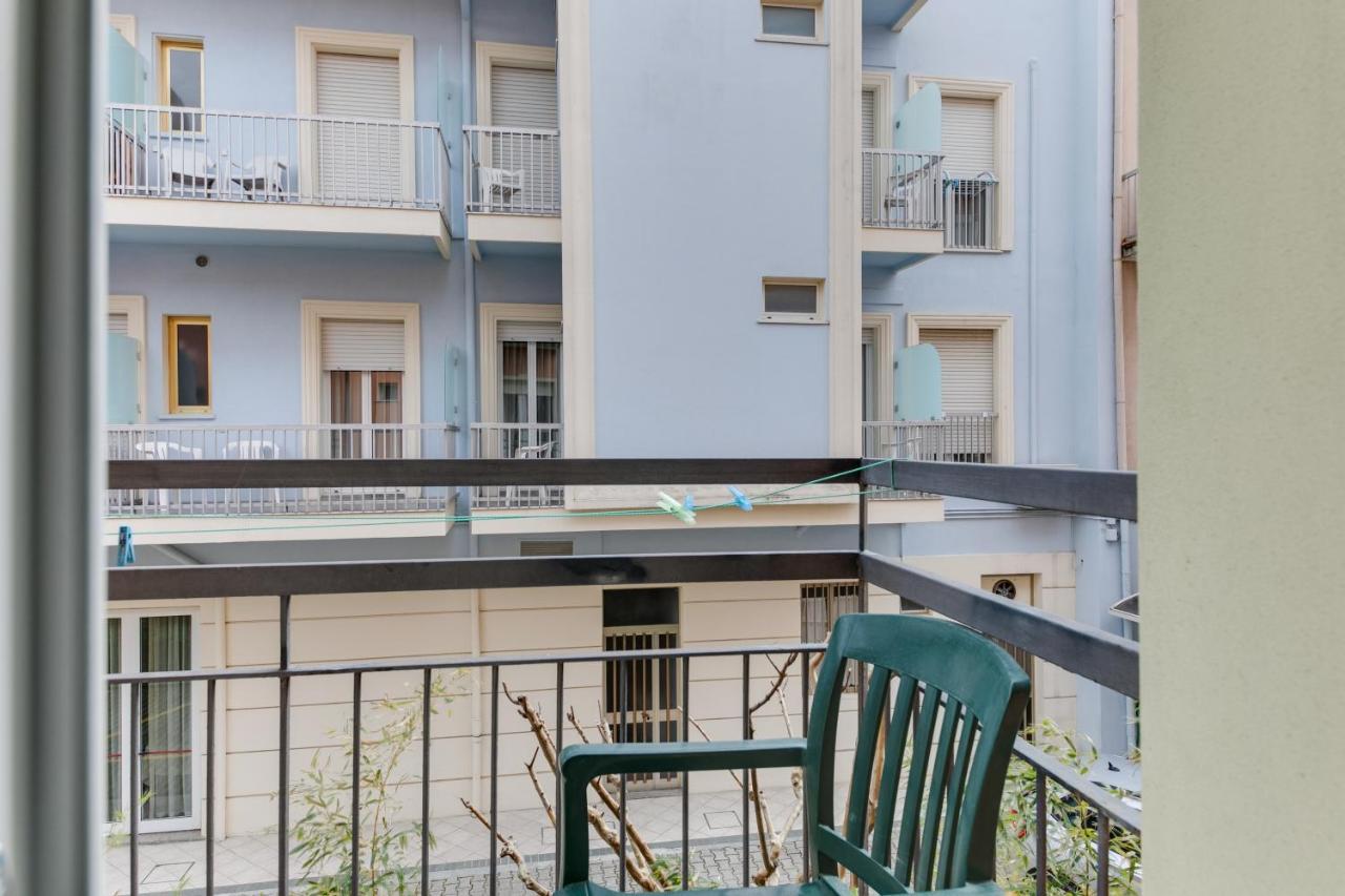 Hotel Villa Merope Rimini Dış mekan fotoğraf