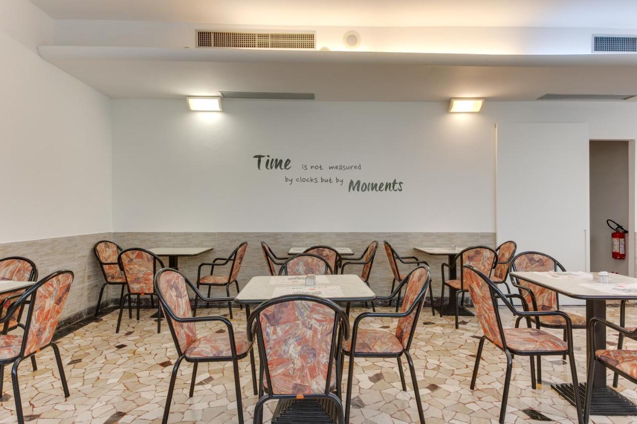 Hotel Villa Merope Rimini Dış mekan fotoğraf