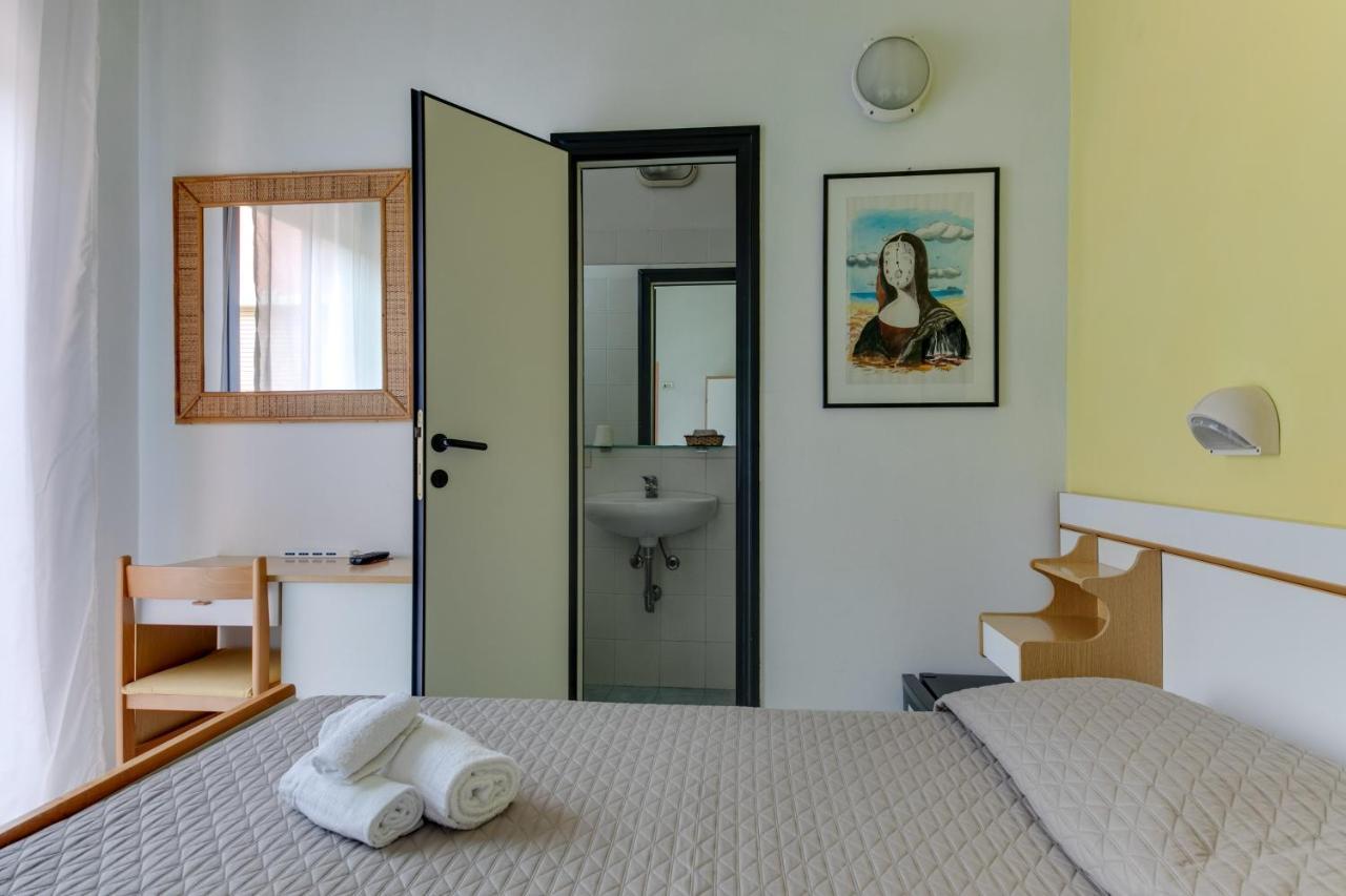 Hotel Villa Merope Rimini Dış mekan fotoğraf