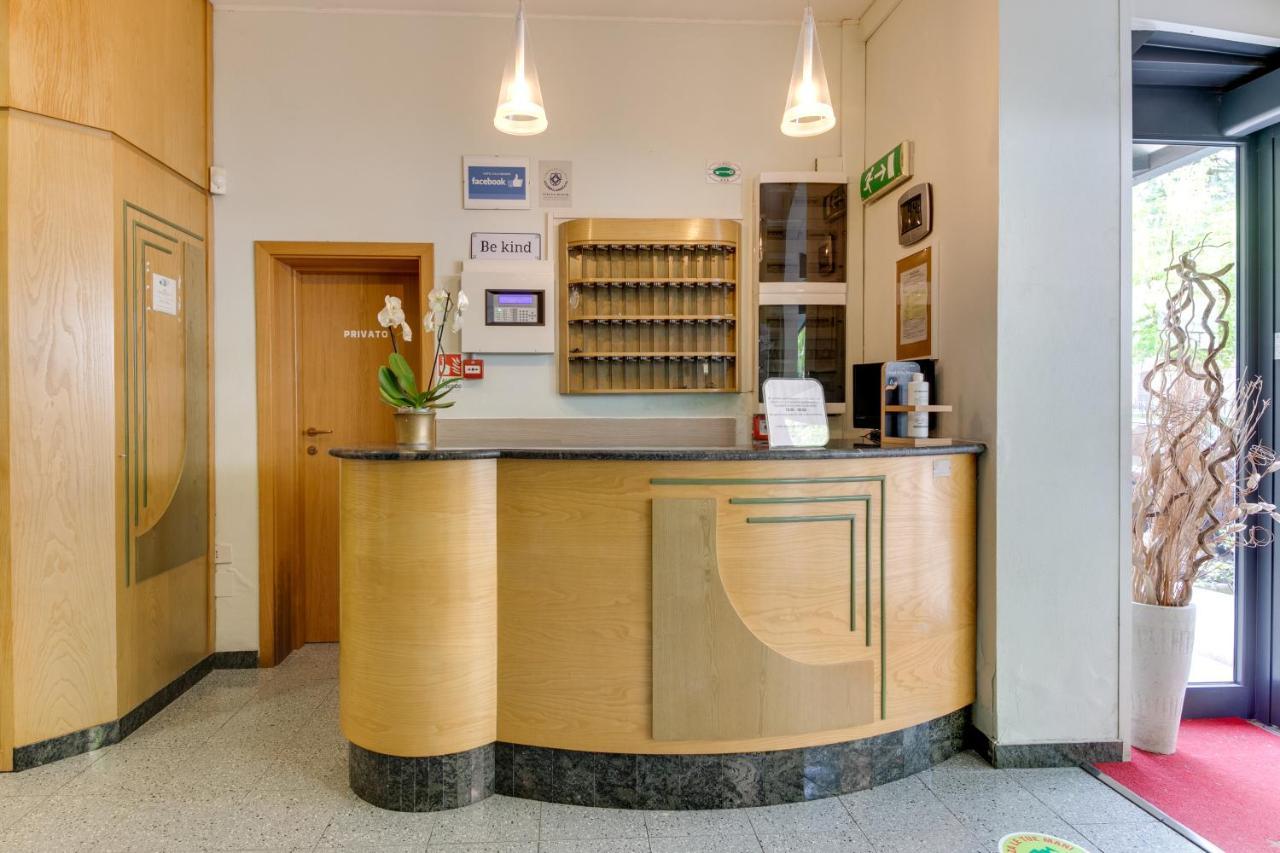 Hotel Villa Merope Rimini Dış mekan fotoğraf
