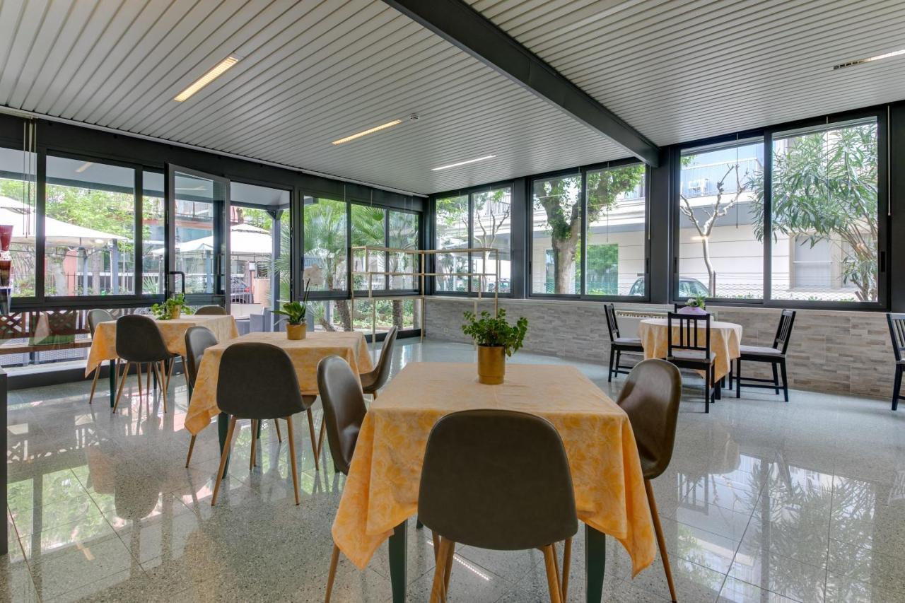 Hotel Villa Merope Rimini Dış mekan fotoğraf