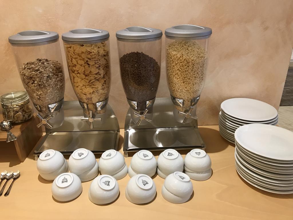 Hotel Villa Merope Rimini Dış mekan fotoğraf